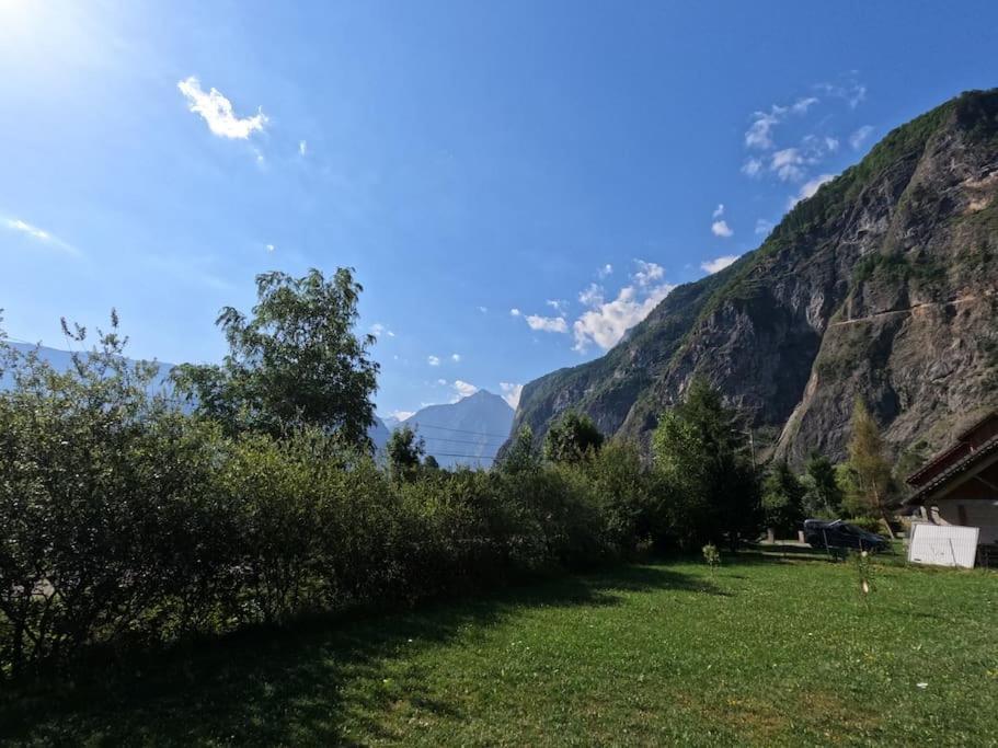 L'Escapade Oisans Apartman Le Vert  Kültér fotó